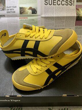 Onitsuka Tiger - Mexico 66 in Yellow Sneakers